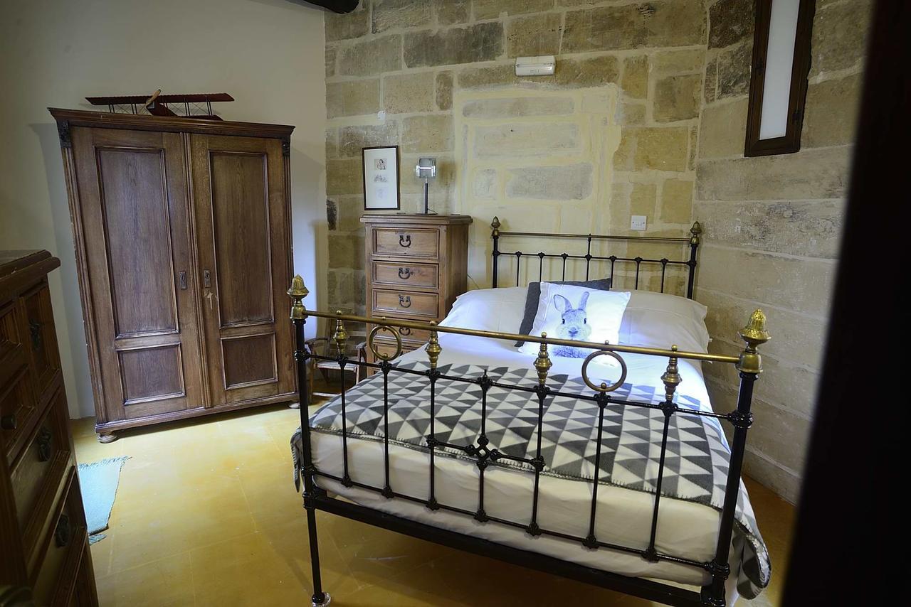 The Burrow Guest House Tarxien Εξωτερικό φωτογραφία
